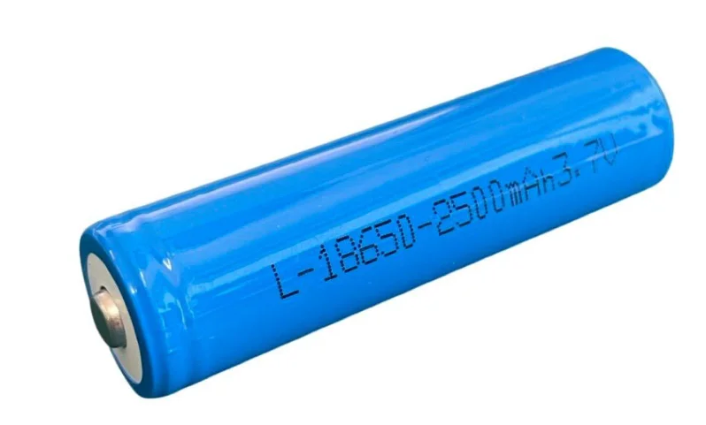 18650 2500mAh Lithium-ion Rechargeable Battery (3.7V)